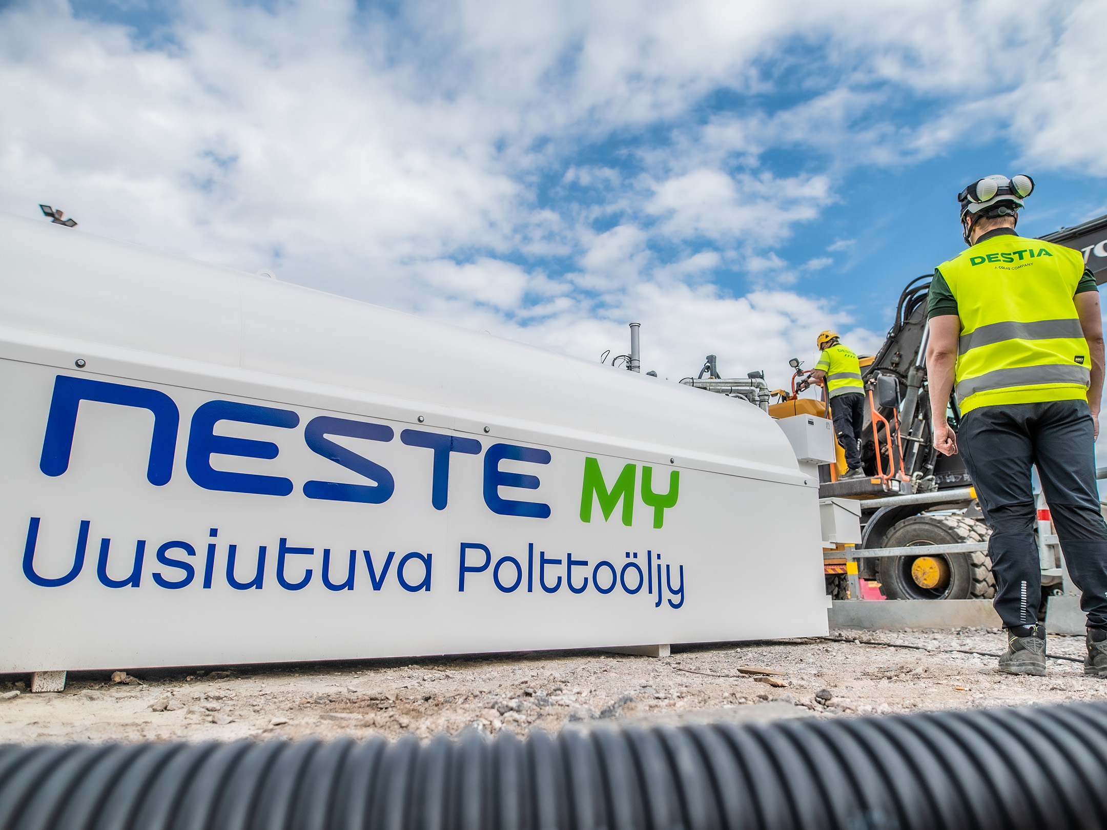 Destia ja Neste pilotoivat päästöjä vähentävää ratkaisua Helsingin ...